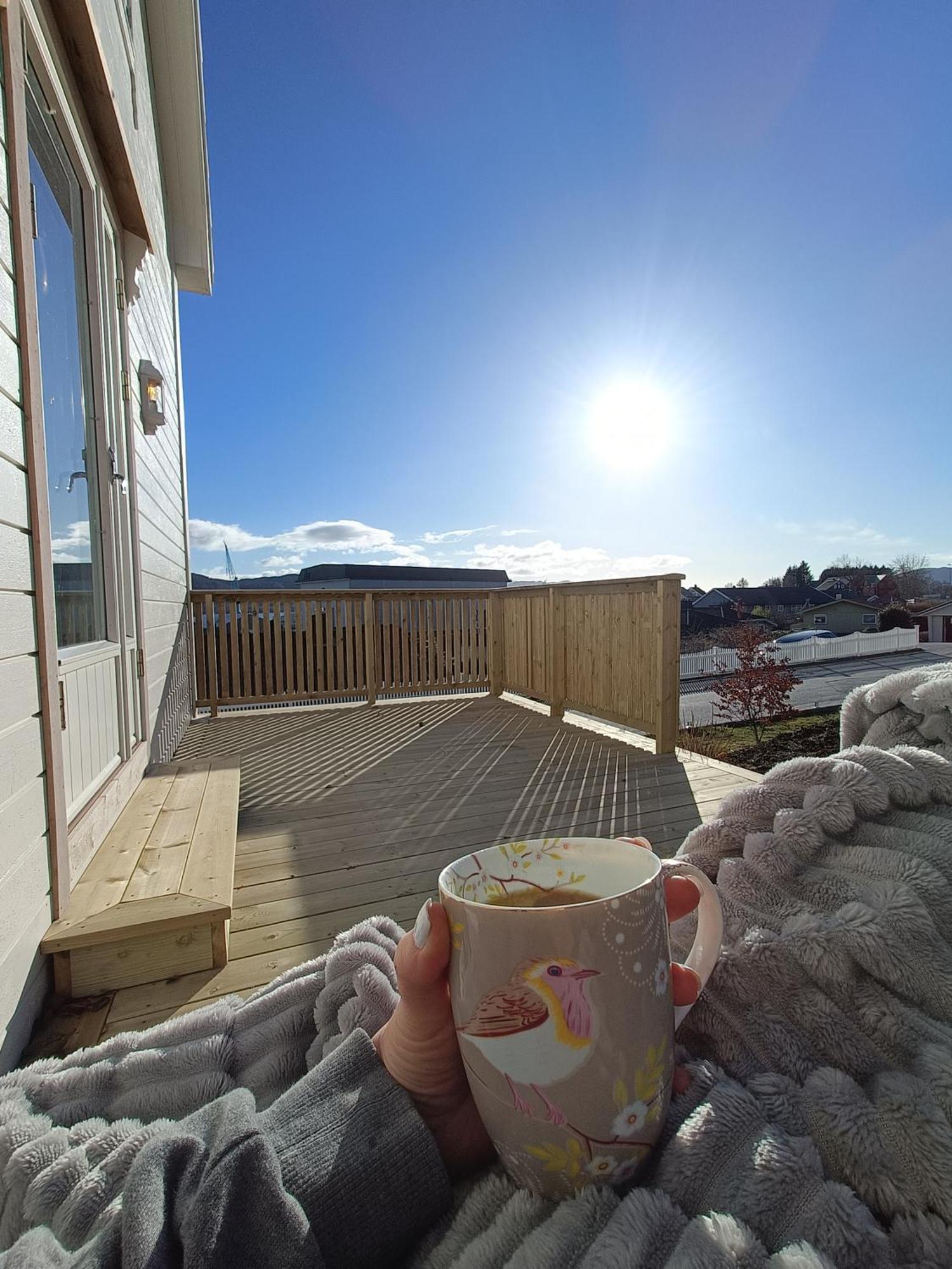 Charming House In Ulsteinvik With Free Parking Exterior foto